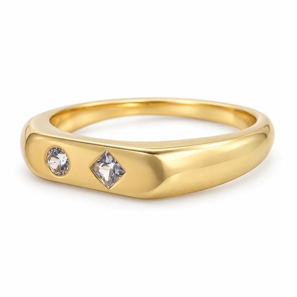 10k Yellow Gold Woman's Ring 1.2g