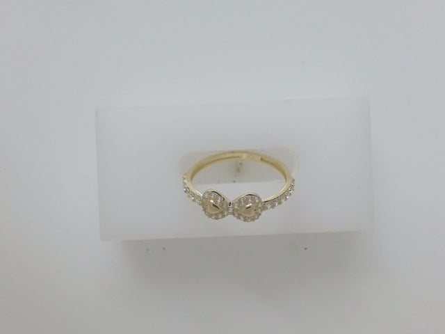 10k Yellow Gold Woman's Ring 1.2g