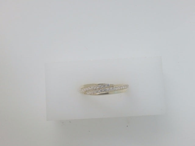 10k Yellow Gold Woman's Ring 1.4g