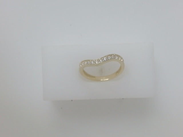 10k Yellow Gold Woman's Ring 1.5g