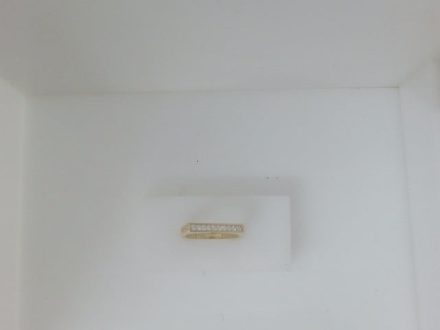 10k Yellow Gold Woman's Ring 1.8g