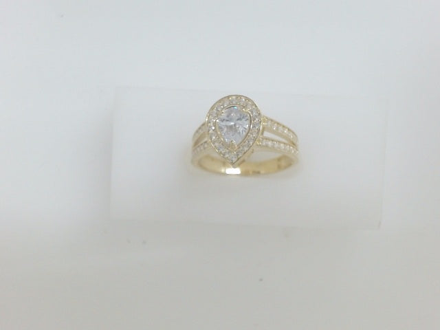10k Yellow Gold Woman's Ring 2.6g