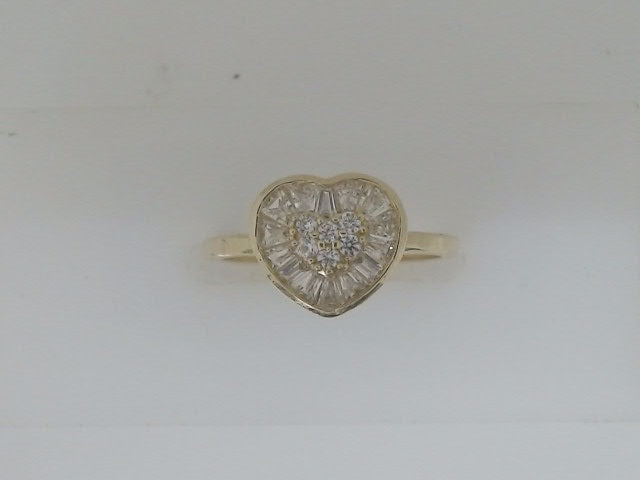 10k Yellow Gold Woman's Ring 1.8g