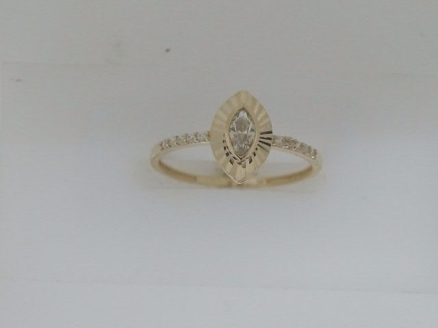 10k Yellow Gold Woman's Ring 1g