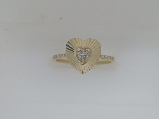 10k Yellow Gold Woman's Ring 1.1g