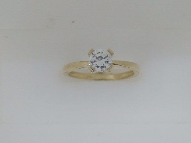 10k Yellow Gold Woman's Ring 1.6g