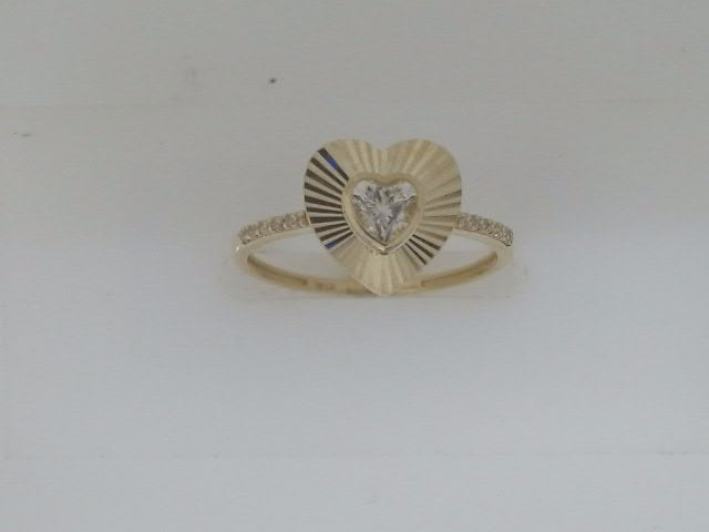 10k Yellow Gold Woman's Ring 1.1g