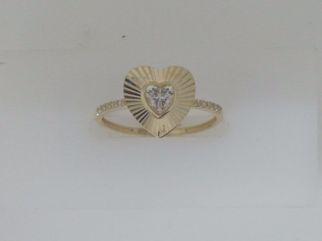 10k Yellow Gold Woman's Ring 1.1g