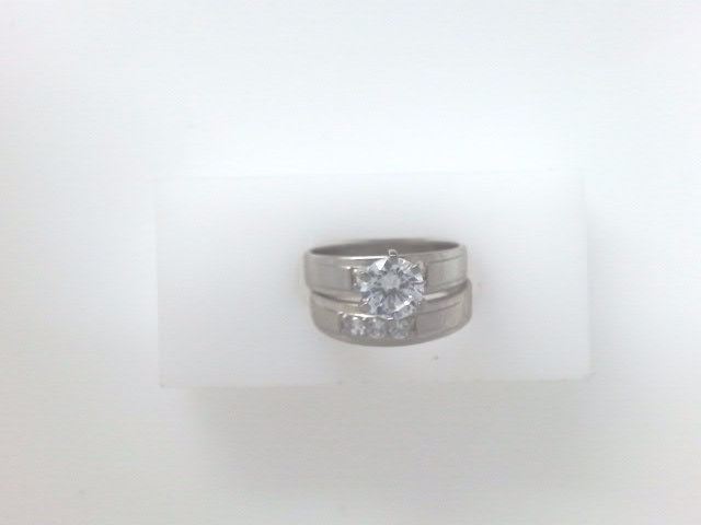 10k Yellow Gold Woman's Wedding Ring 4.1g