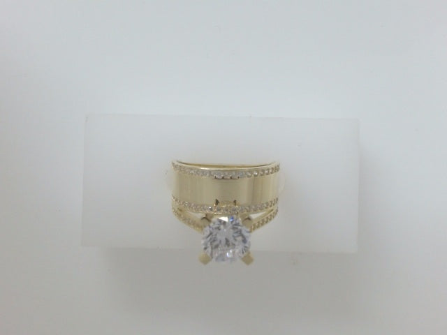 10k Yellow Gold Woman's Wedding Ring 4.6g