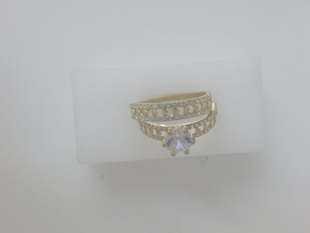 10k Yellow Gold Woman's Wedding Ring 3.5g
