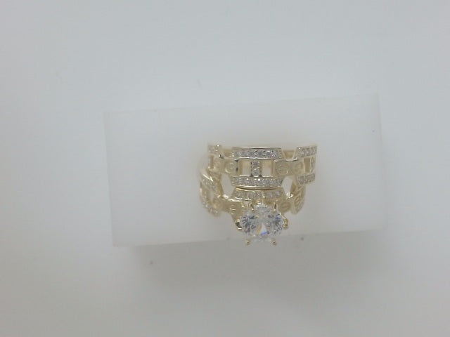 10k Yellow Gold Woman's Wedding Ring 4.6g