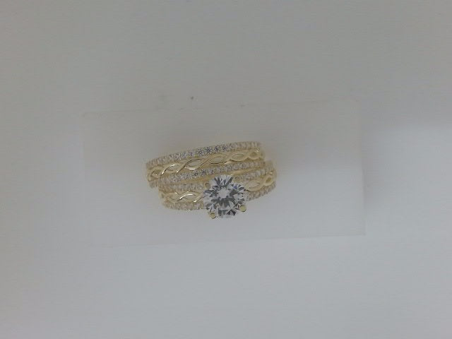 10k Yellow Gold Woman's Wedding Ring Set 3.7g