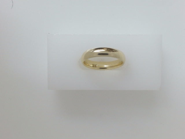10k Yellow Gold Men's Wedding Ring 1.4g