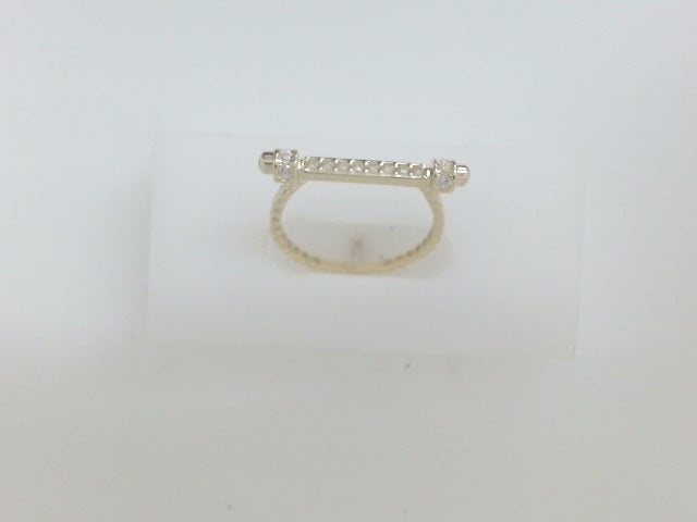 10k Yellow Gold Woman's Ring 1.6g