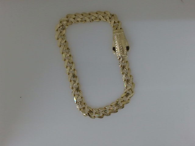 10 KT WOMENS BRACELET