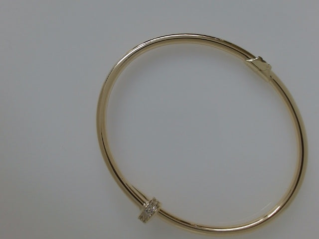 10k Yellow Gold Unisex Bangle 7.4g