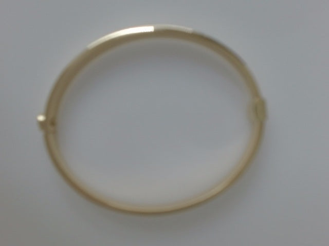10k Yellow Gold Unisex Bangle 9.3g
