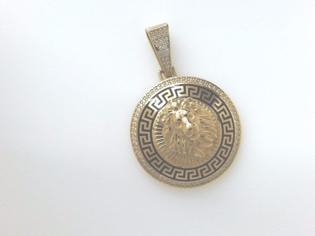 10k Yellow Gold Pendant 10.7g