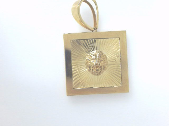 10k Yellow Gold Pendant 11.5g