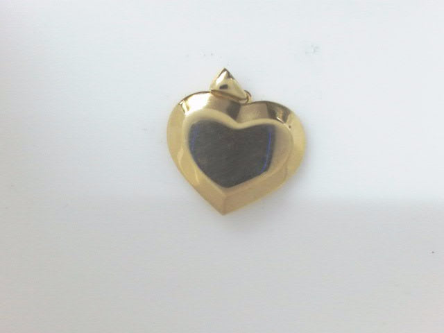 10k Yellow Gold Pendant 4g