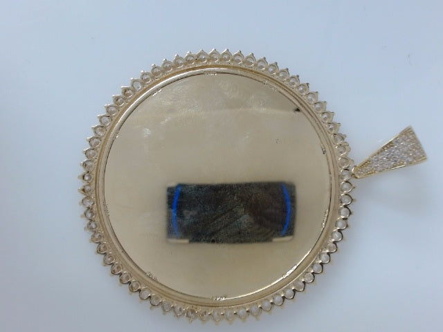 10k Yellow Gold Pendant 18g