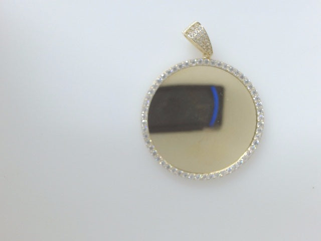 10k Yellow Gold Pendant 6g