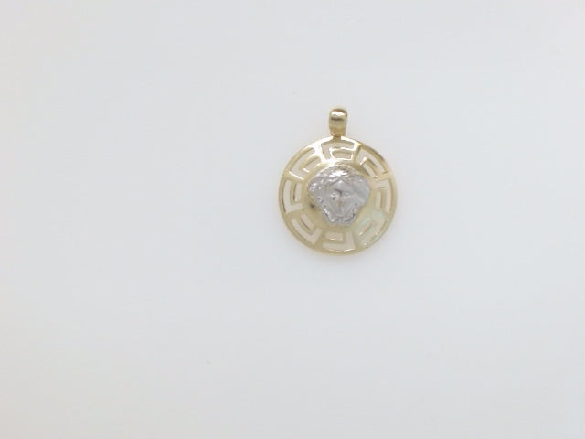 10k Yellow Gold Pendant 1.9g