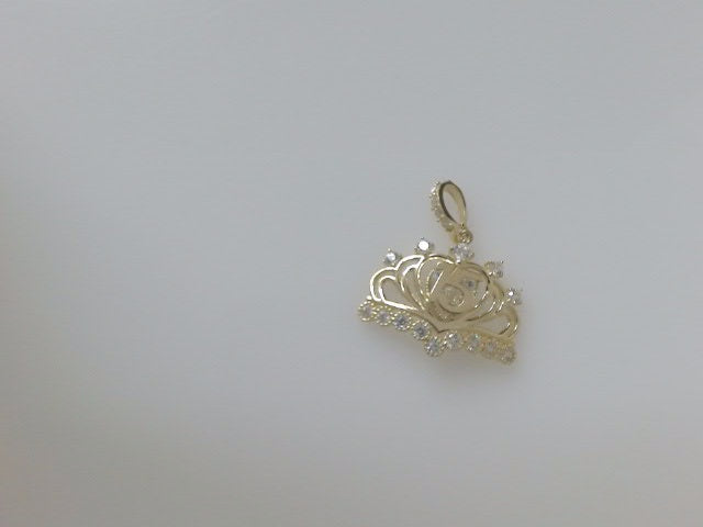 10k Yellow Gold Pendant 2.5g
