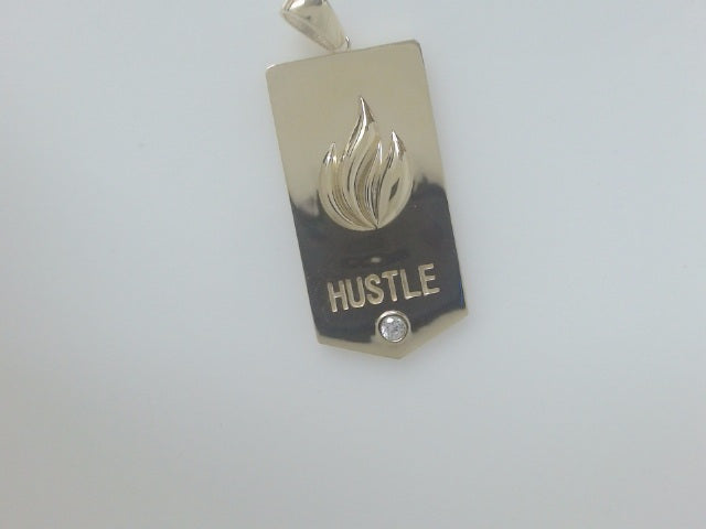 10k Yellow Gold Pendant 4.9g