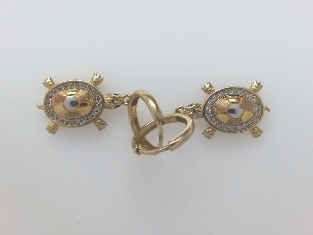 10k Yellow Gold Aretes 3.1g