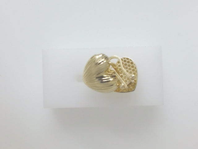 10k Yellow Gold Aretes 2.7g
