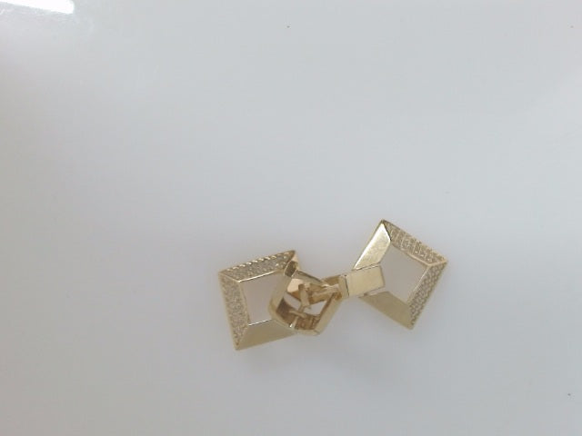 10k Yellow Gold Aretes 3.7g