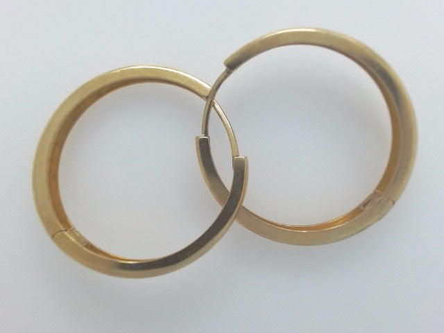 10k Yellow Gold Argollas 6.4g
