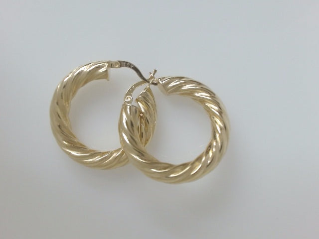 10k Yellow Gold Argollas 5.8g