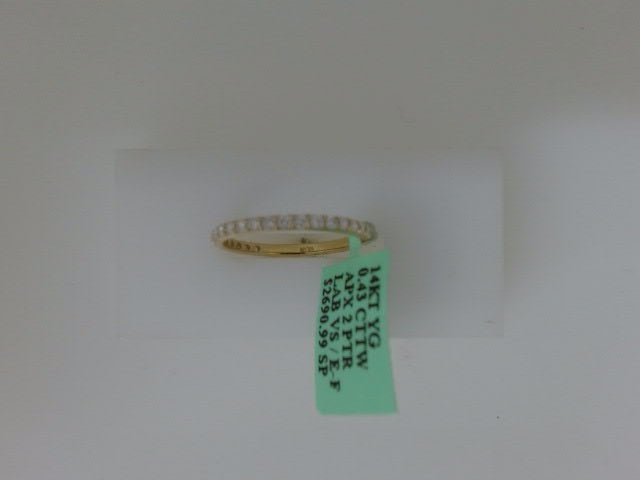 14 KT DIAMOND WEDDING RING LAB