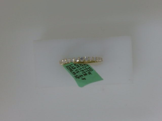14 KT DIAMOND WEDDING RING LAB