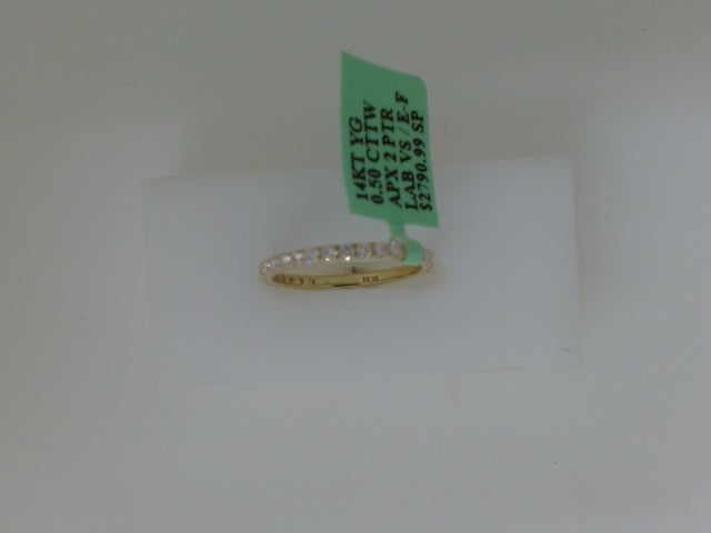 14 KT DIAMOND WEDDING RING LAB
