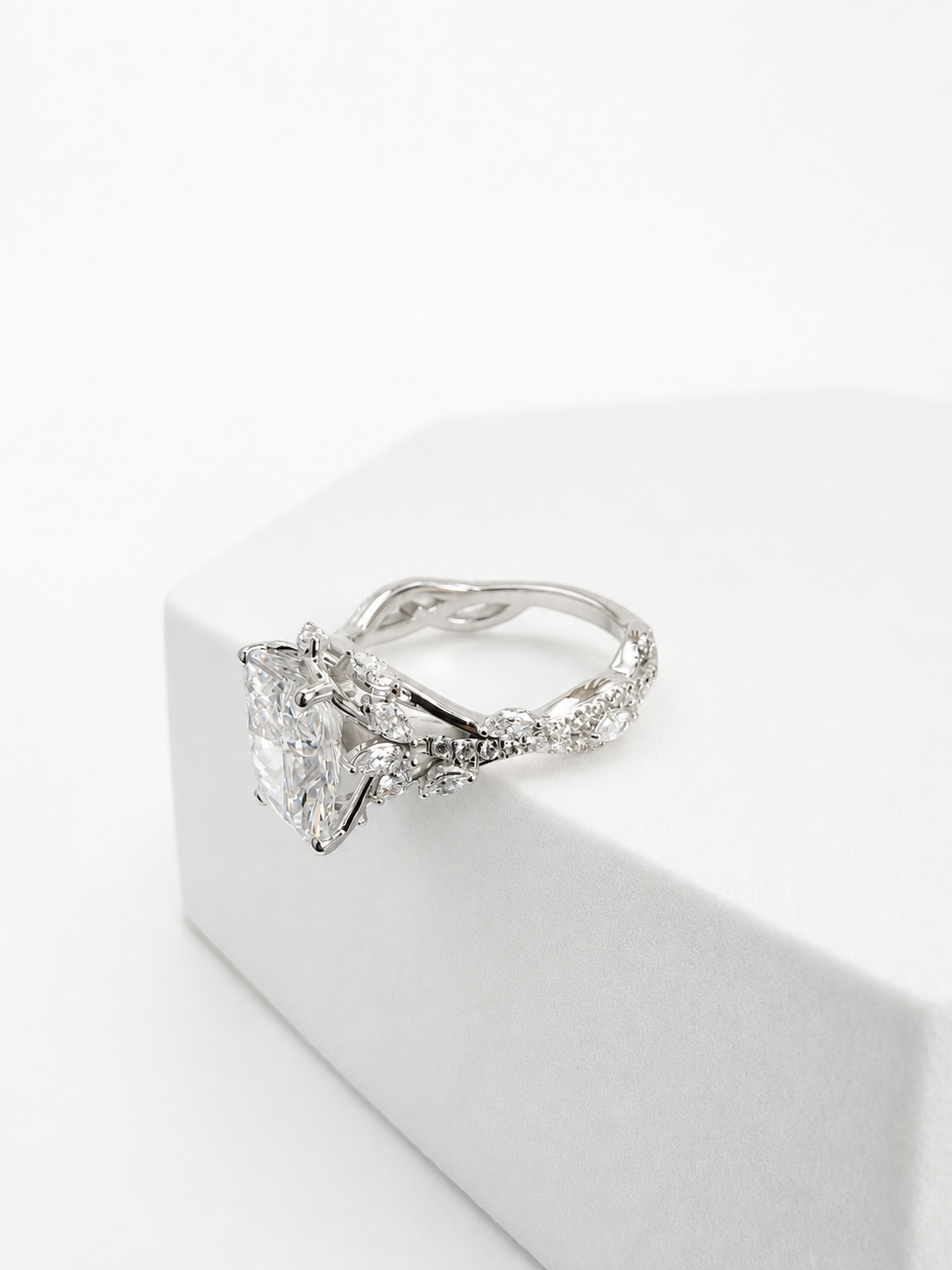 14 KT ANILLOS DE COMPROMISO DE MUJER CON DIAMANTES LAB