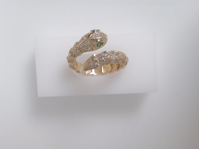 14k Yellow Gold Women's Ring 5.4g