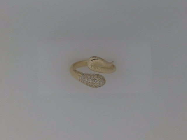 14k Yellow Gold Women's Ring 3.2g