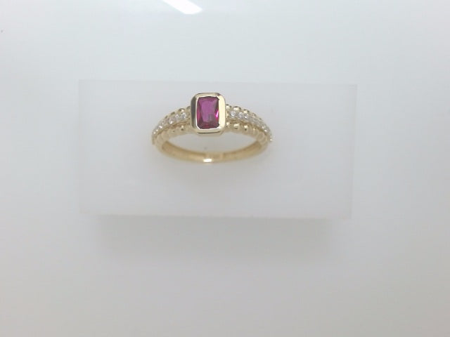 14k Yellow Gold Women's Ring 2.6g