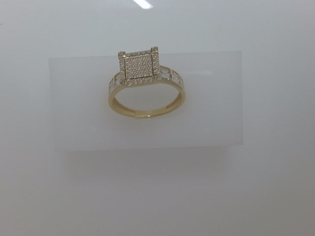 14k Yellow Gold Women's Ring 2.9g