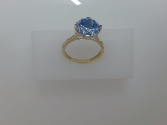 14k Yellow Gold Women's Ring 3.8g