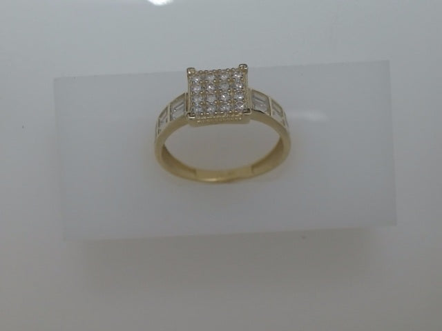 14k Yellow Gold Women's Ring 2.8g