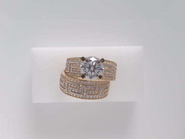 14k Yellow Gold Women's Wedding Ring 8.4g