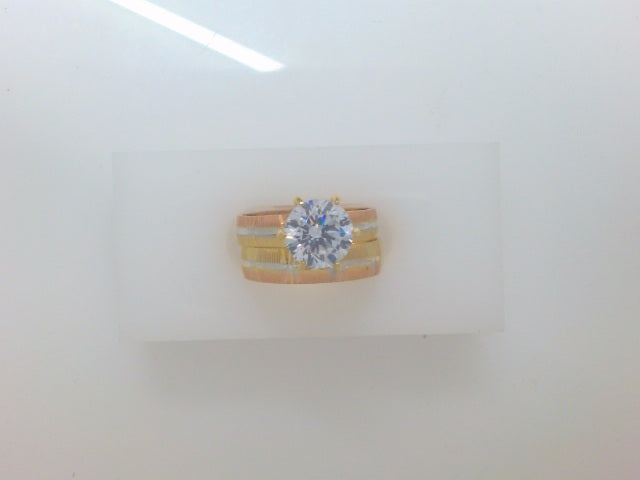 14k Yellow Gold Women's Wedding Ring 3.7g