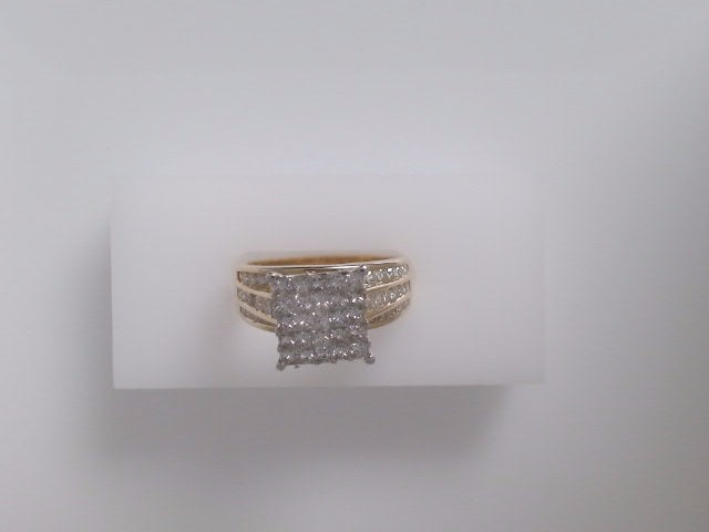14k Yellow Gold Diamond Women's Wedding Ring 36.4g
