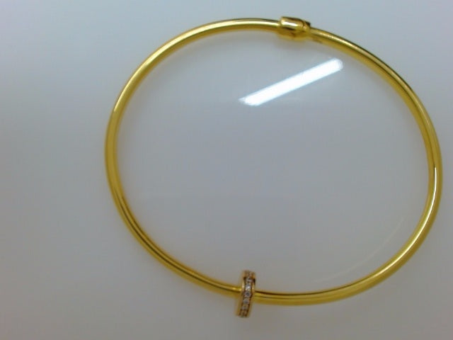 14k Yellow Gold Women's Bangle 8.9g