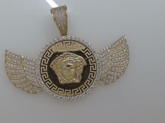 14k Yellow Gold Unisex Pendant 8.1g